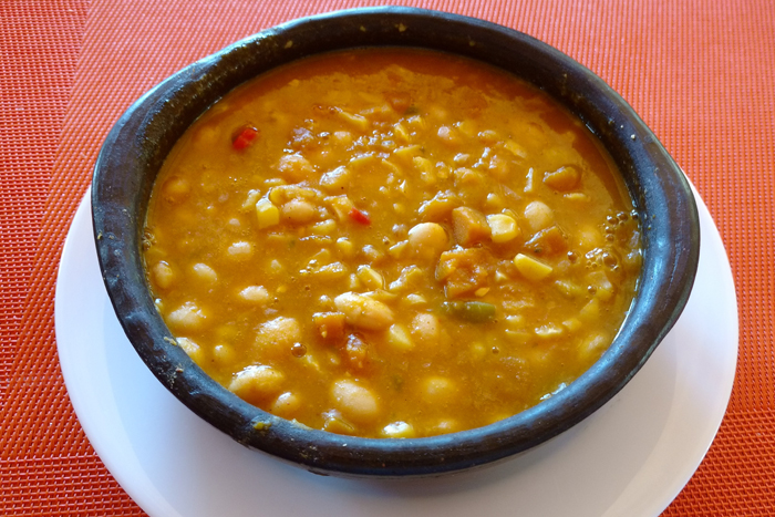 Porotos Granados