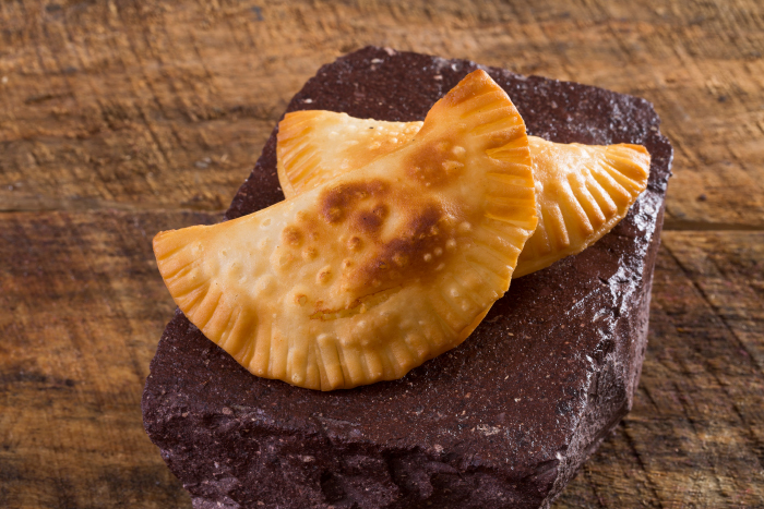 Empanaditas fritas de queso