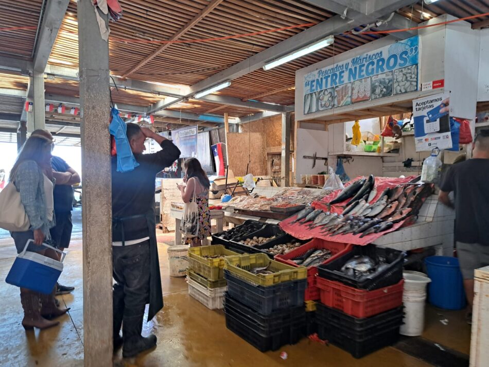 Y ese mar que tranquilo te baña, te promete futuro esplendor