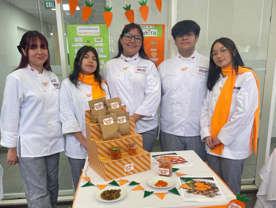 Estudiantes reinventan la cocina en la ExpoVerde 2025