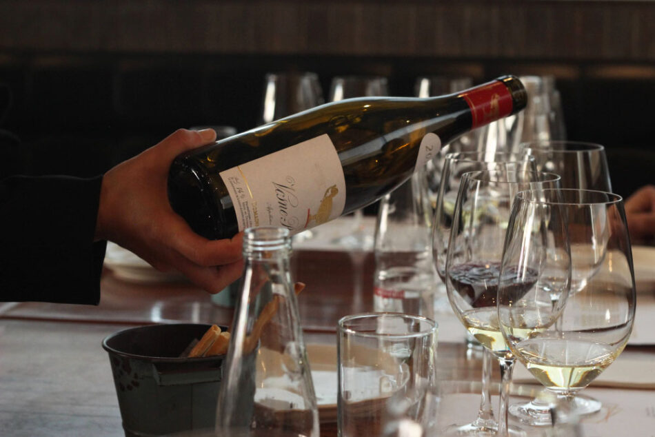 La fiesta más importante del mundo de vinos de Borgoña regresa a Santiago