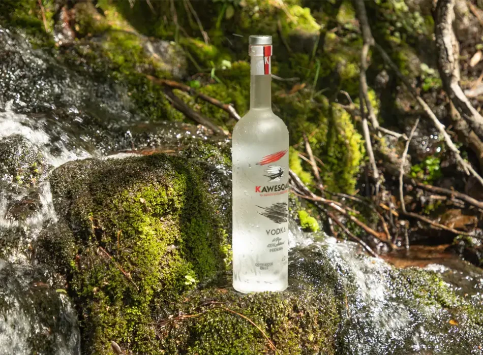 Vodka Kawesqar chileno es top 5 mundial en Wine & Spirits Wholesalers of America