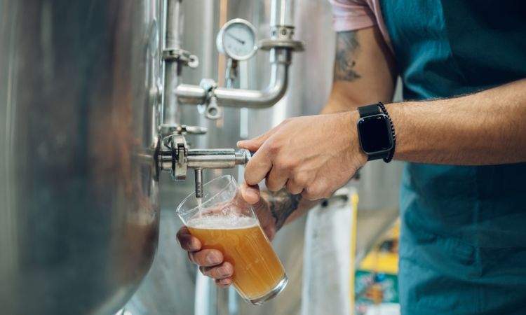 Inacap y Cervecería Kunstmann lanzan el “Diplomado Maestro Cervecero”