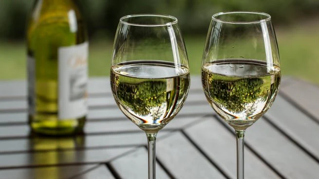 Día del Vino Blanco: frescura, elegancia y diversidad en cada copa